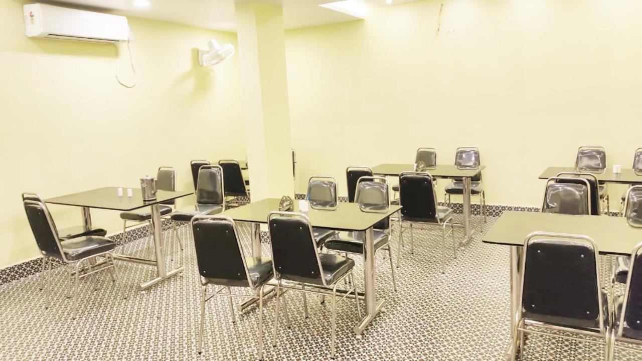 Shree Ganesh Hotel 푸리 외부 사진